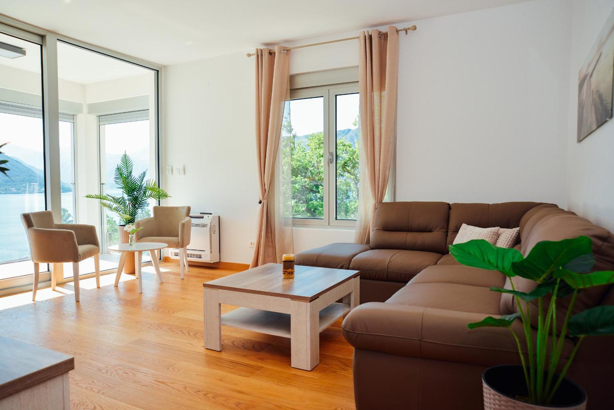 Sea View Apartment For 4 Kotor Exterior foto